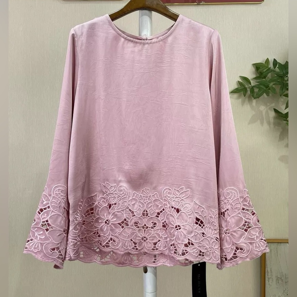 Women's Lace-Hem Long Sleeve Satin Top in Dusty Pink